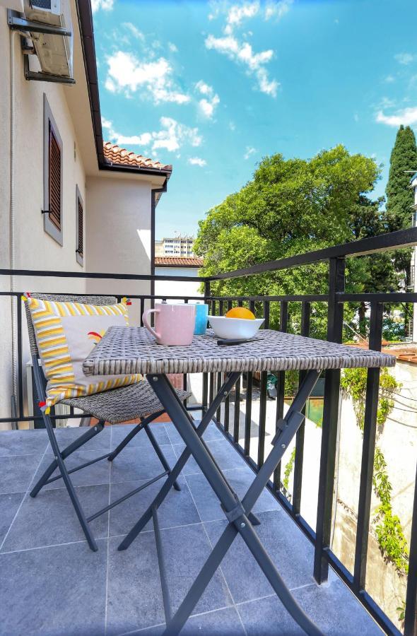 Tamaris Apartmani Herceg Novi Buitenkant foto