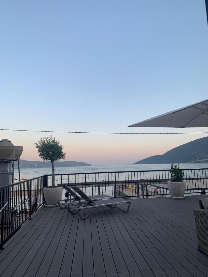 Tamaris Apartmani Herceg Novi Buitenkant foto