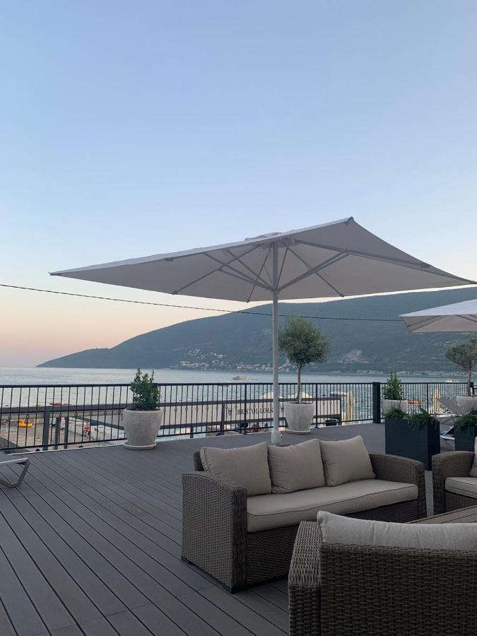 Tamaris Apartmani Herceg Novi Buitenkant foto